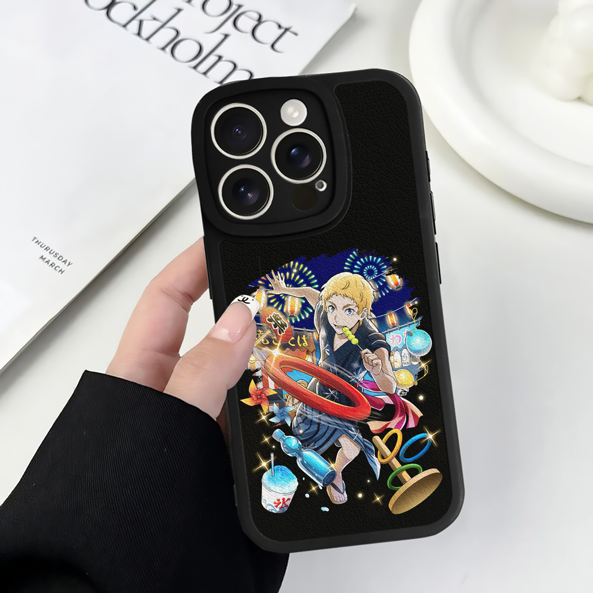 （画像用） 文豪ストレイドッグス Bungo Stray Dogs 【iPhone 16シリーズ対応】シリコンスマホケース（レザー調） 材質：シリコン